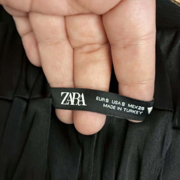 Zara Women's Black Satin Effect V-Neck Crop Top Triangle Bralette S - Picture 8 of 14